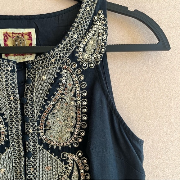 Free People Gold Sparkly Embellished Sequin Paisley Pattern Black in size 4 - Picture 5 of 15